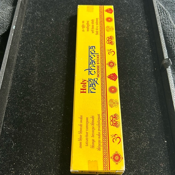 Holy nag champa incense - Picture 2 of 2